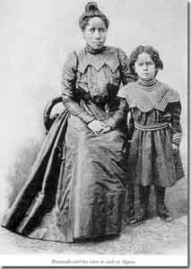 La Reine et sa petite nièce, Marie Louise